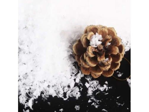 Sztuczny śnieg sypki ozdobny dekoracyjny puch do dekoracji święta 105g